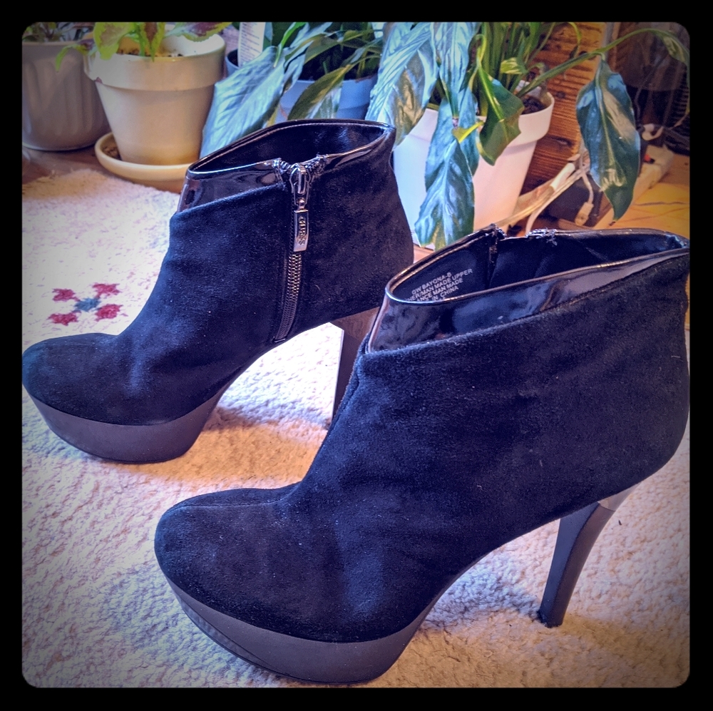 Guess ankle suede booties, size 7.5m, 4" heels